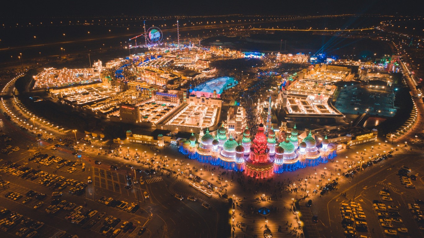 القرية العالمية دبي 2022