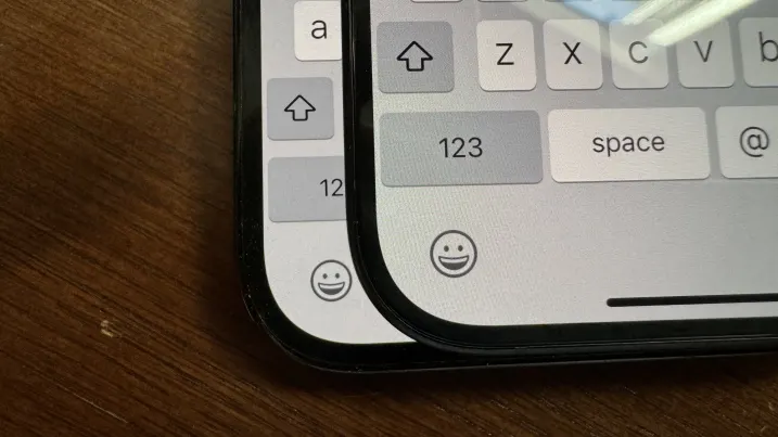 هاتف ايفون iPhone 15 Pro مميزات وعيوب